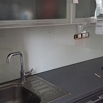 Barevné sklo Lacobel - obklady do kuchyně 24